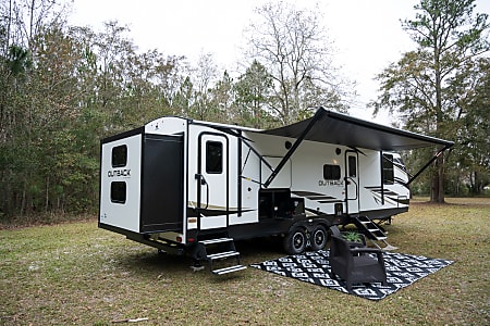 Travel trailer