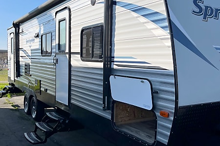 Travel trailer