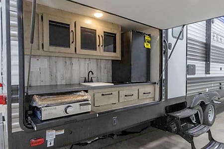 Travel trailer