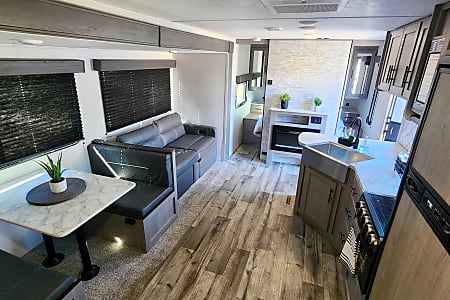 Travel trailer