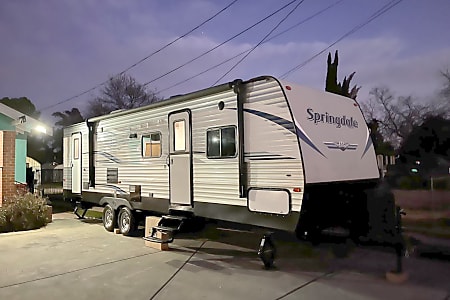 Travel trailer