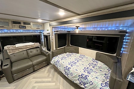 Travel trailer