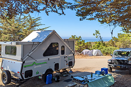 Folding trailer