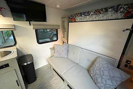 Travel trailer