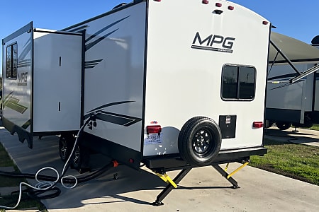 Travel trailer