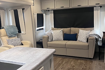 Travel trailer