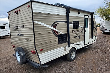 Travel trailer