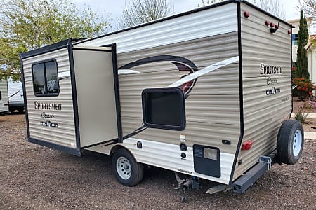 Travel trailer