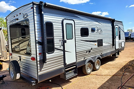 Travel trailer