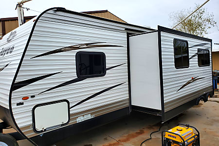 Travel trailer