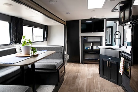 Travel trailer