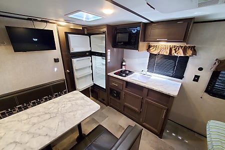 Travel trailer