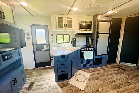 Travel trailer