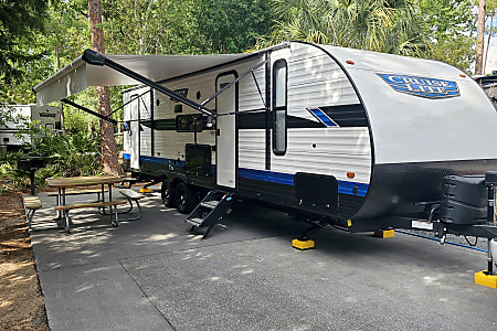 Travel trailer