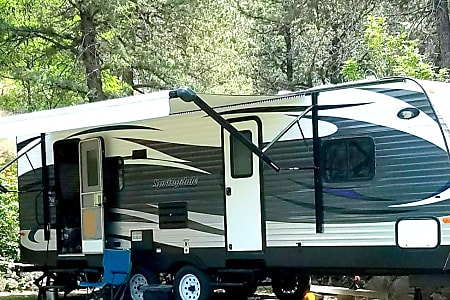 Travel trailer