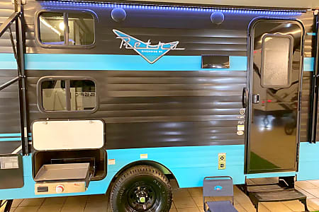 Travel trailer