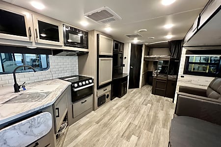 Travel trailer