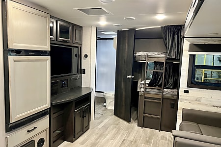 Travel trailer