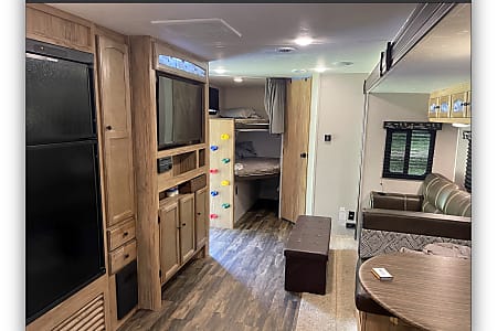 Travel trailer