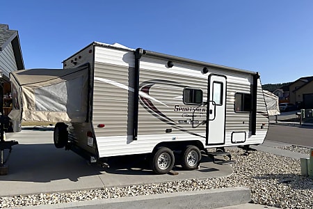 Travel trailer