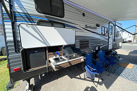 Travel trailer