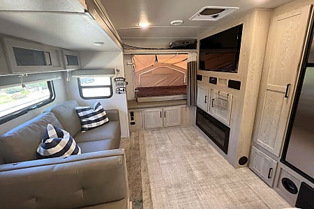 Travel trailer