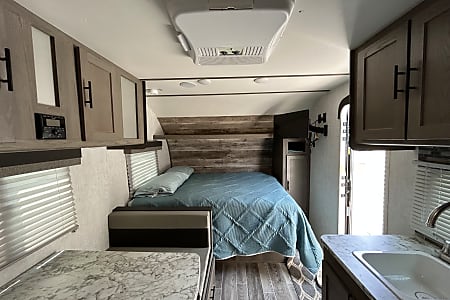 Travel trailer