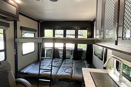 Travel trailer