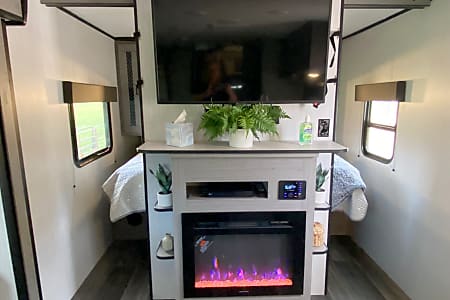 Travel trailer