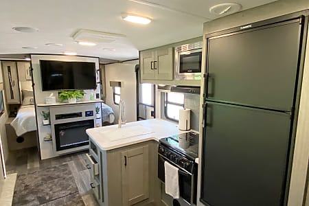 Travel trailer