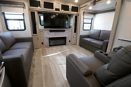 Travel trailer