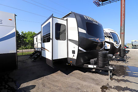 Travel trailer