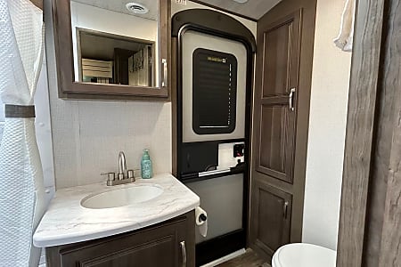 Travel trailer