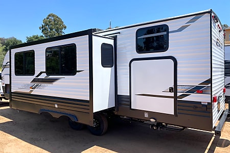 Travel trailer