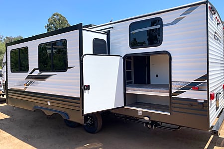 Travel trailer