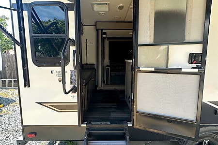 Travel trailer