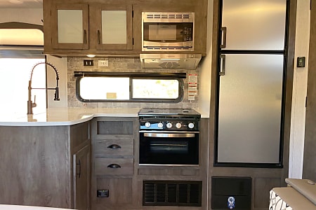 Travel trailer