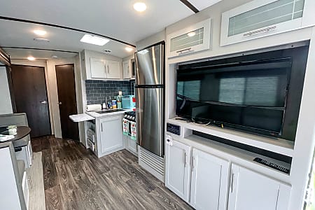 Travel trailer