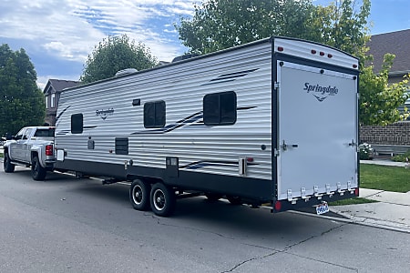 Travel trailer