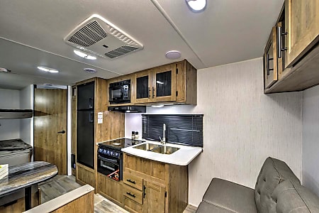 Travel trailer