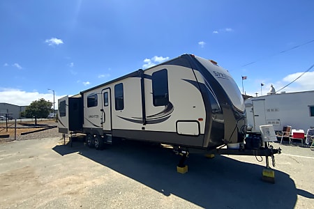 Travel trailer