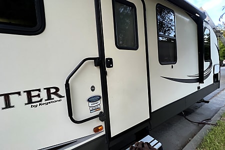 Travel trailer