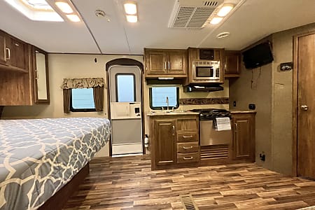 Travel trailer