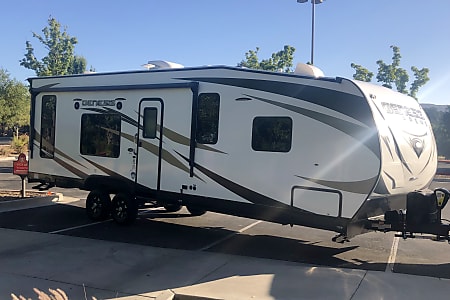 Toy hauler