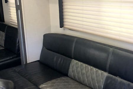Toy hauler