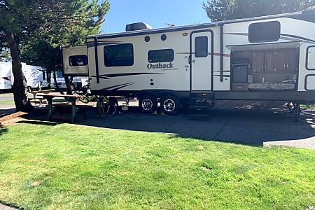 Travel trailer