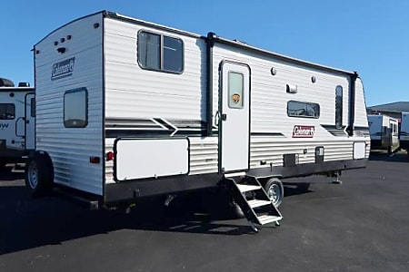 Travel trailer