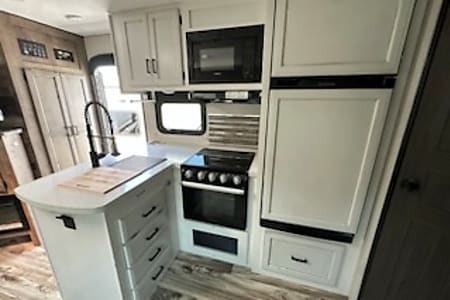 Travel trailer