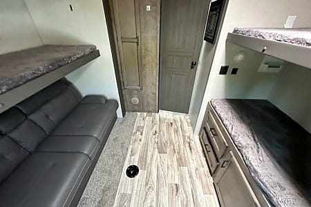 Travel trailer