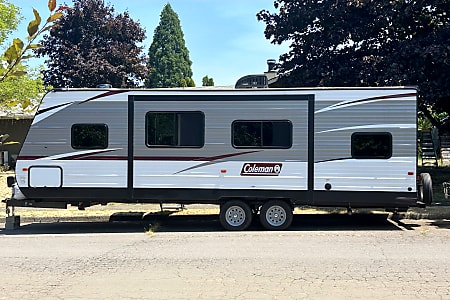 Travel trailer